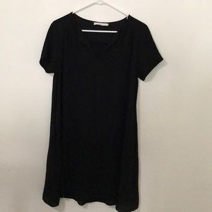 Lush split neck dress in black
